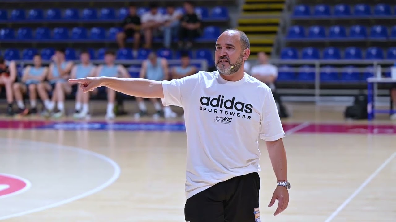 Chus Mateo   Early offense situations
