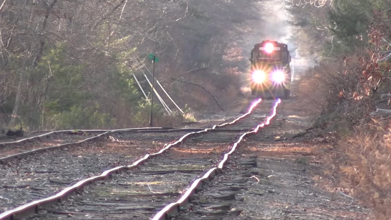 Worst railroad tracks in SE Massachusetts? Ex-Bay Colony Watuppa Branch - 1/15/2026