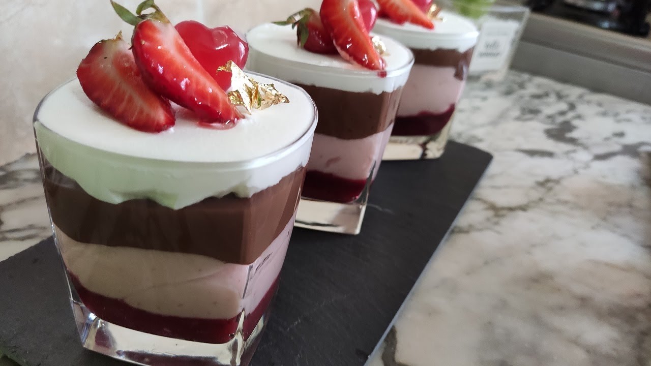تحلية بموس الفراولة 🍓