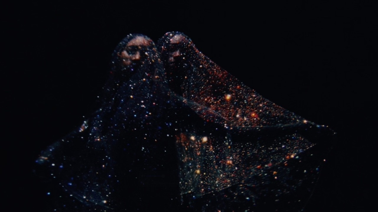 WILLOW - Bone Collector (Official Visualizer)