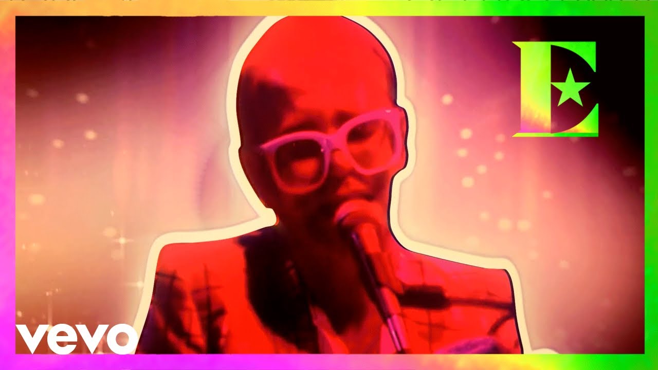 Elton John, Pnau - Sad