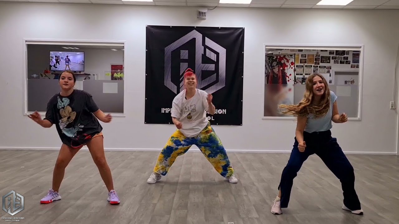 Riton × Nightcrawlers - 🎊Friday🎊 ft. Mufasa & Hypeman / Choreography by Maya Rapp