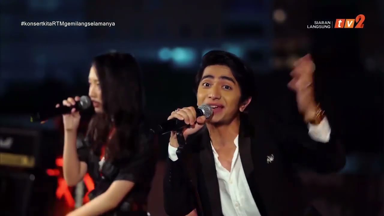 Floor 88 buat Konsert kat Rooftop Angkasapuri ? | Hutang ft. Sera Bintang Kecil