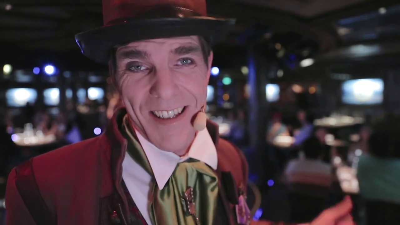 Professor Tempus - AIDA nova - Premierenreise - Time Machine Restaurant