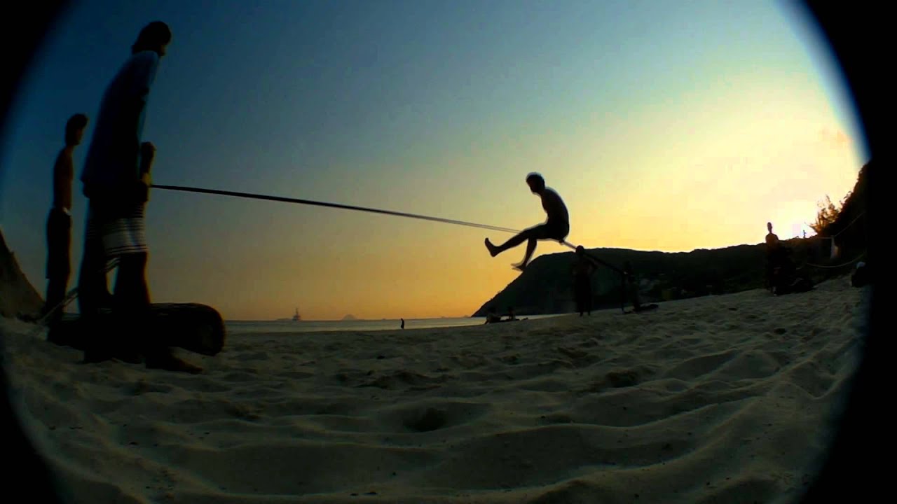 Slackline - Trickline session Itacoatiara Catraquis Crew