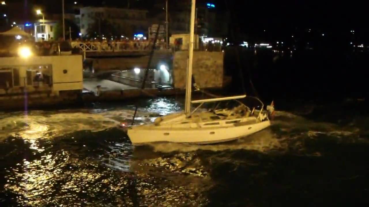 Ανοιγμα Γέφυρας Χαλκίδας