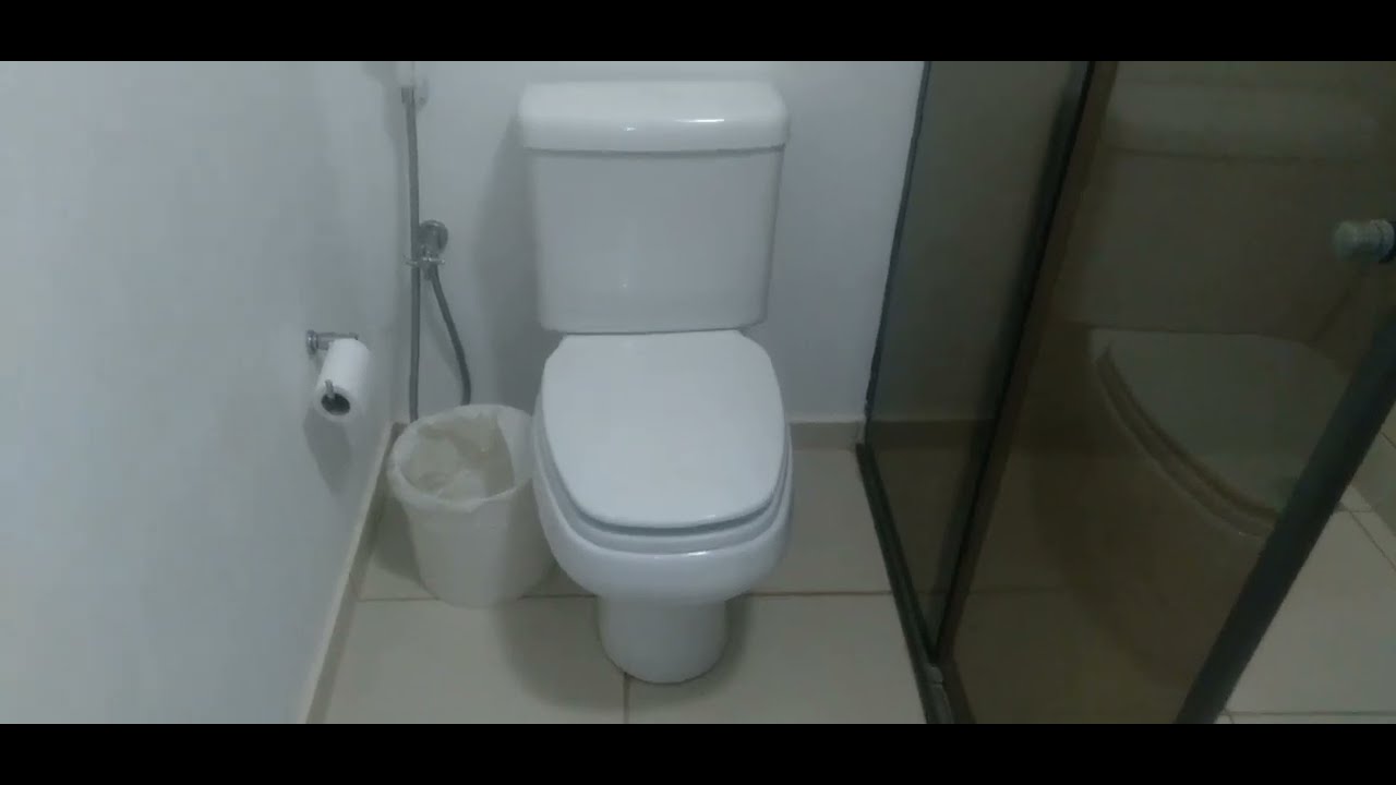 Vaso sanitário com caixa acoplada Deca Monte Carlo 6lpf.