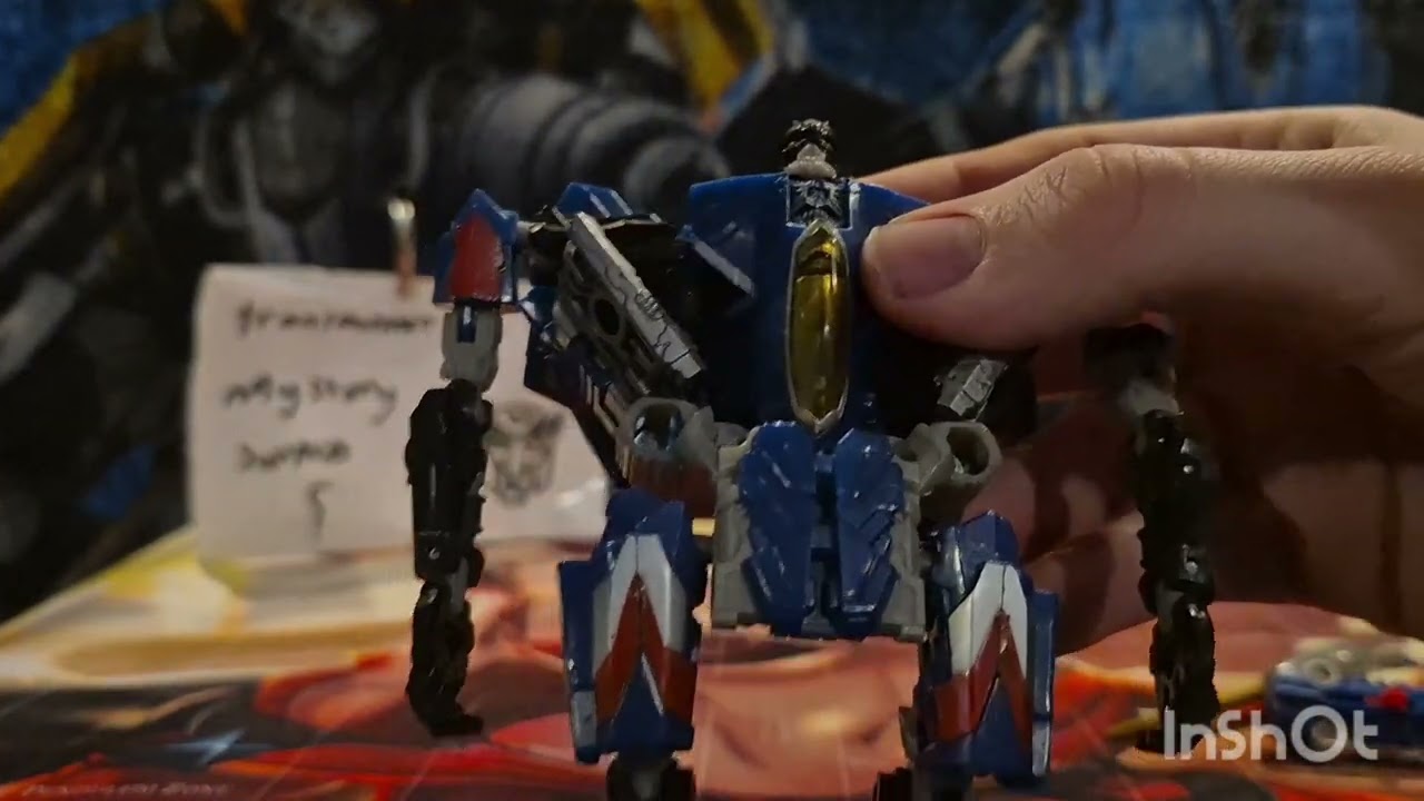 Transformers Dark of the Moon Mech Tech Thundercracker Toy Review