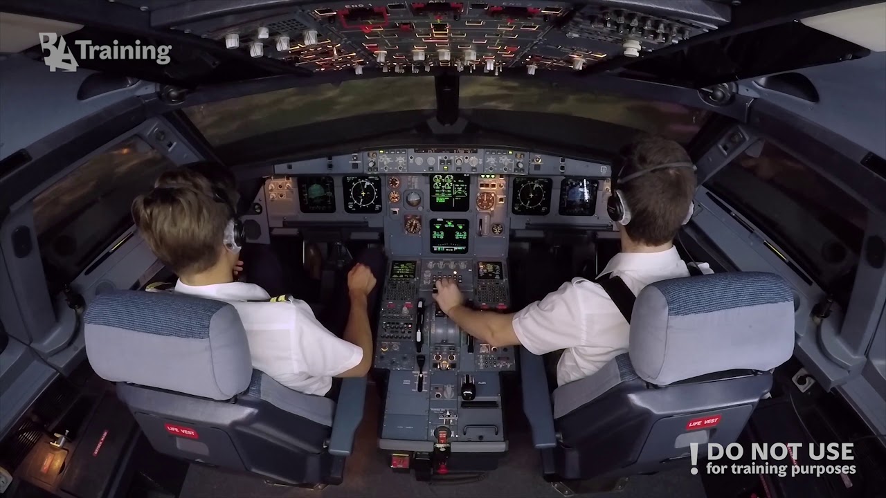 Crosswind take-off and landing with an Airbus A320: 38 knots gusting with turbulence - BAA Training
