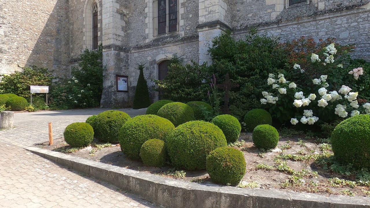 CHEDIGNY VILLAGE DU VAL DE LOIRE 4K