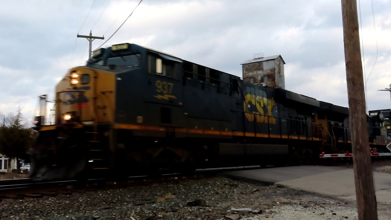 2 CSX Trains on the Indy Line - 1/21/26