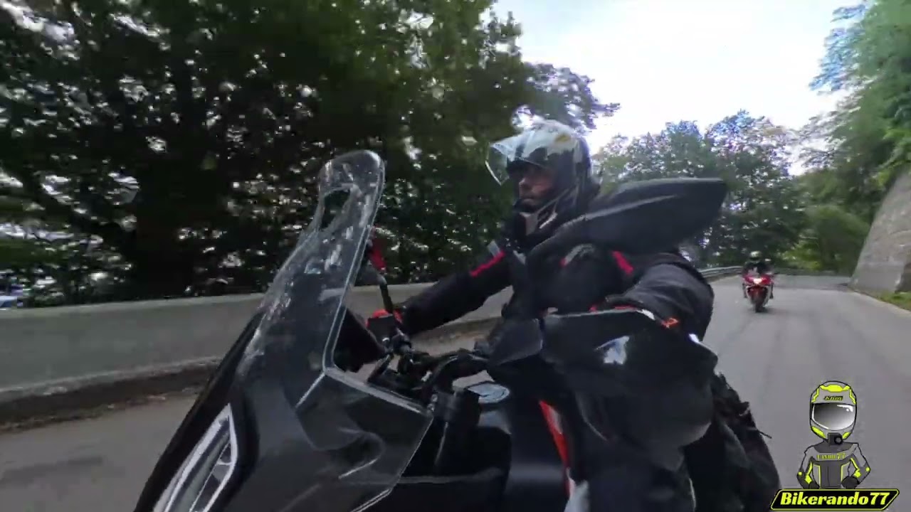 Campania Montevergine in moto 2025. Tante moto un solo spirito di divertimento...