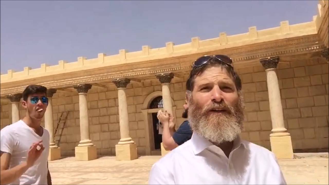 Jews From NY Wearing Local Garb Visit Remote Village In Morocco