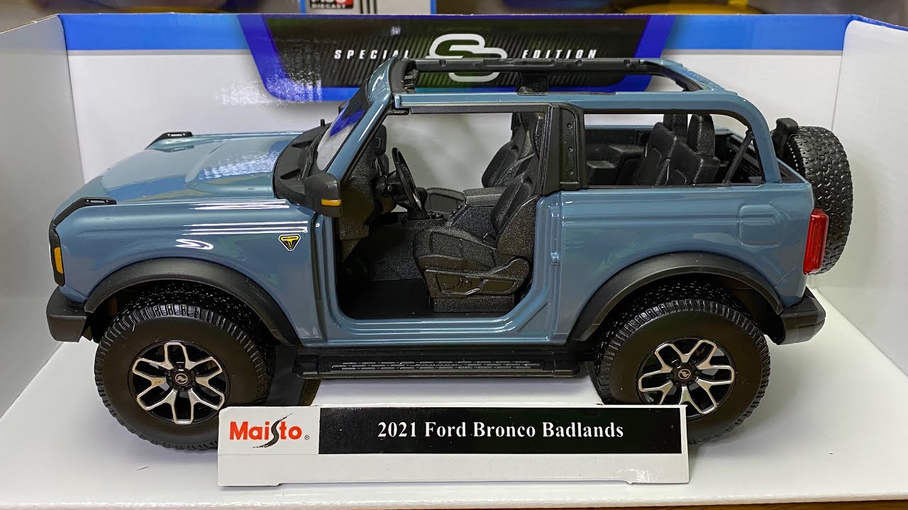 2021 Ford Bronco Badlands 1/18 Maisto Diecast Model Unboxing From Costco