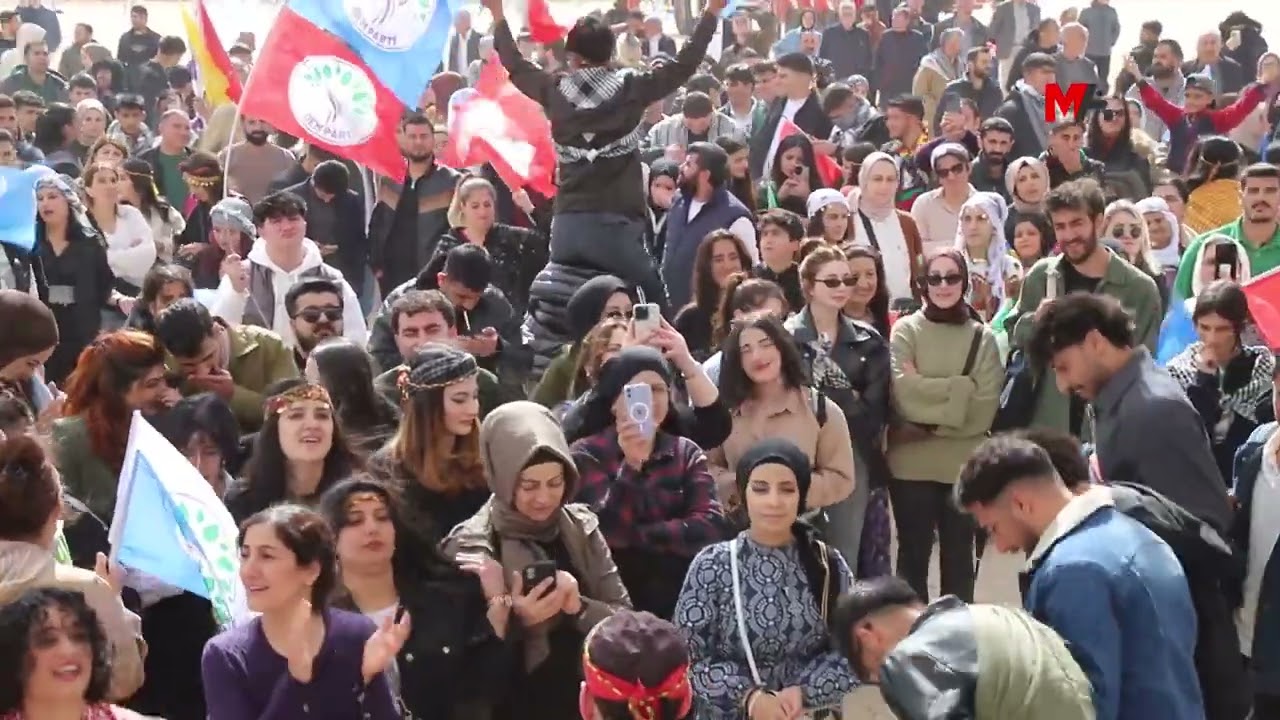 MÊRDÎN'DE HALKLAR NEWROZU BİRLİKTE KUTLADI