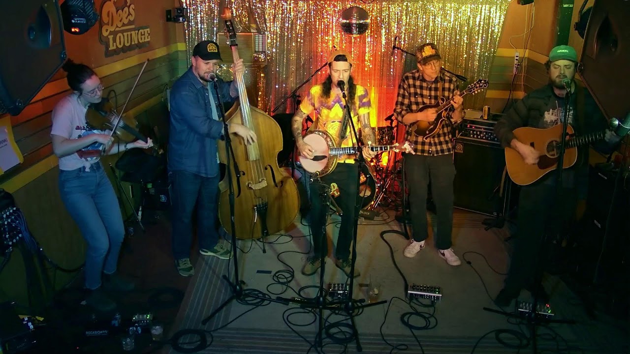 Bluegrass Monday w/ Kyle Tuttle
