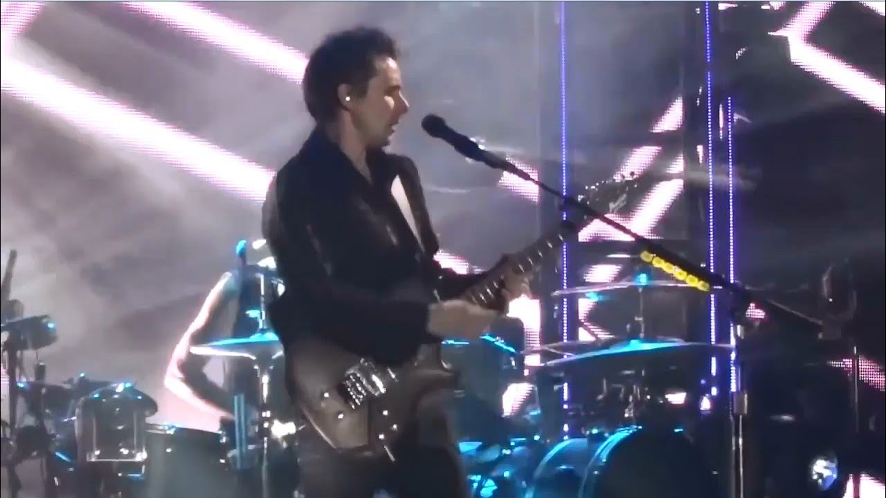 Muse - Intro + Knights of Cydonia live at Musilac 2015 MultiCam HD