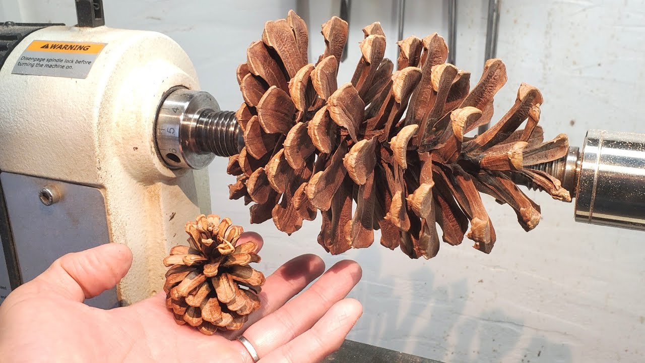 Woodturning - Big Pinecorne resin art! लकड़ी नृत्य 【職人技】松ぼっくりとレジンを木工旋盤で！bubut kayu