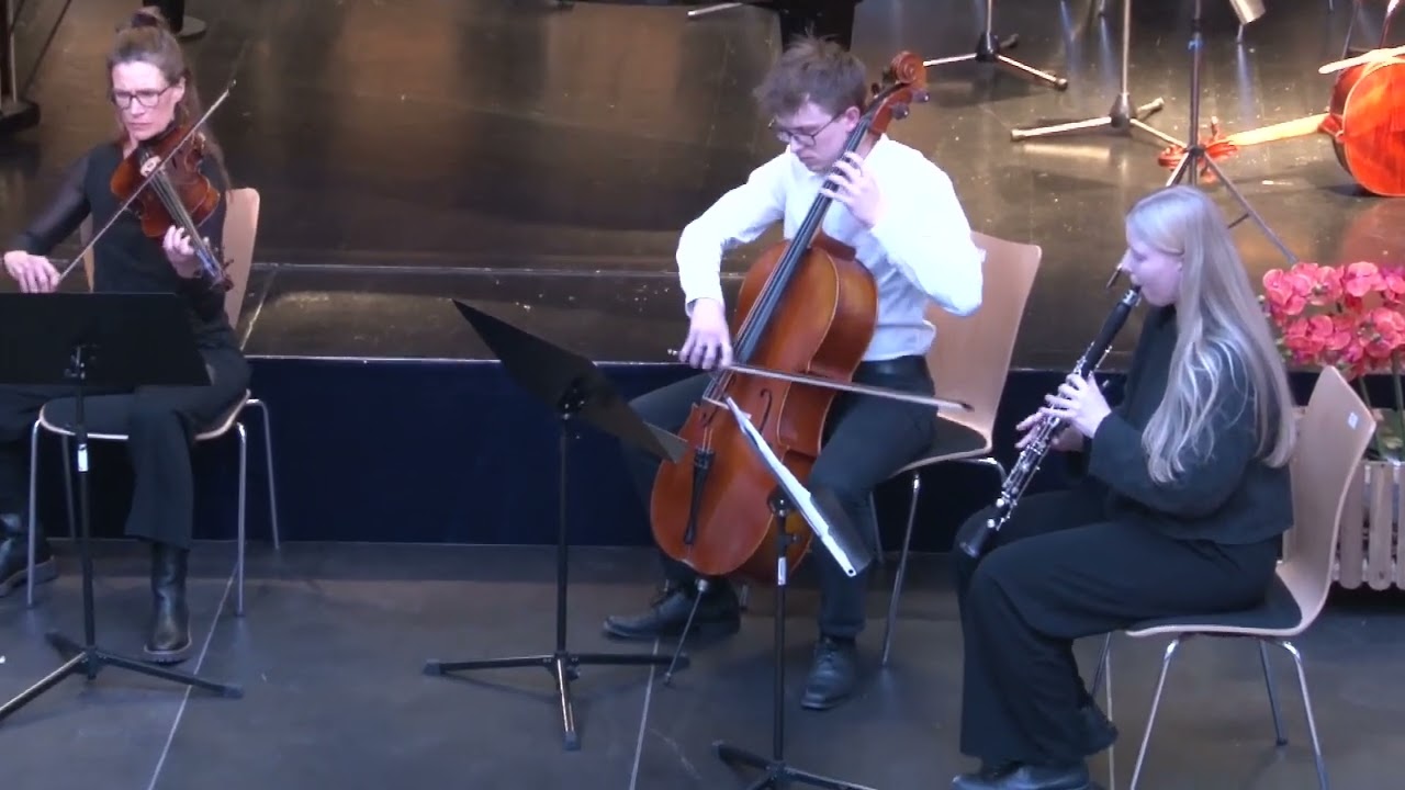 18 Klarinettenquintett in A Dur KV 581 Larghetto Allegro, Elina Heigenhauser   Klarinette