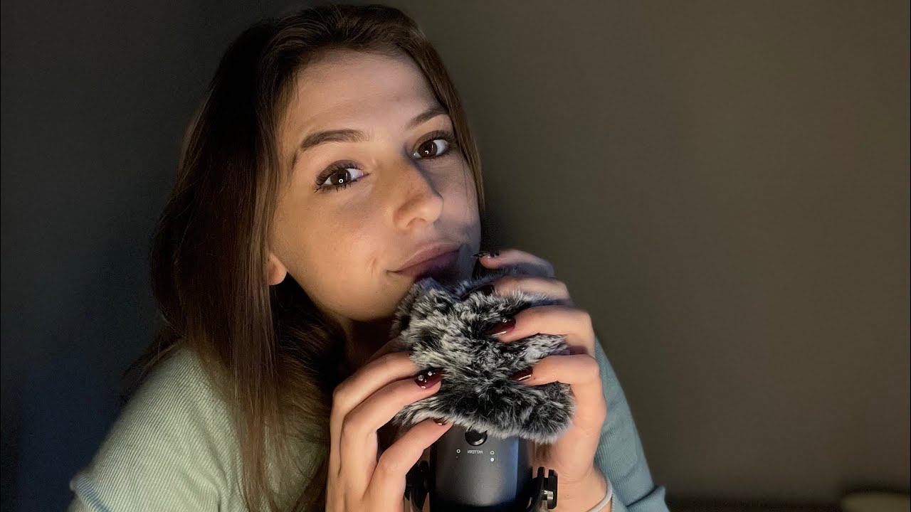 ASMR Mic Scratching & Camera Attention