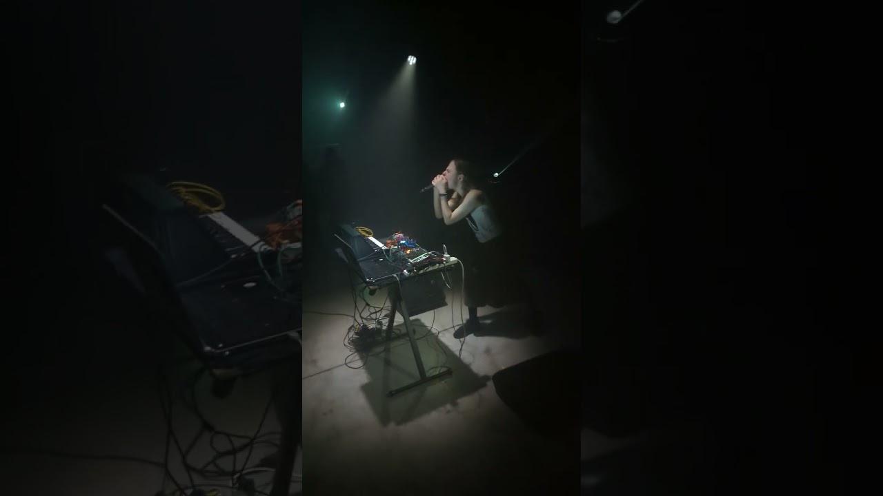 Distraxi live @ LA DYNAMO
