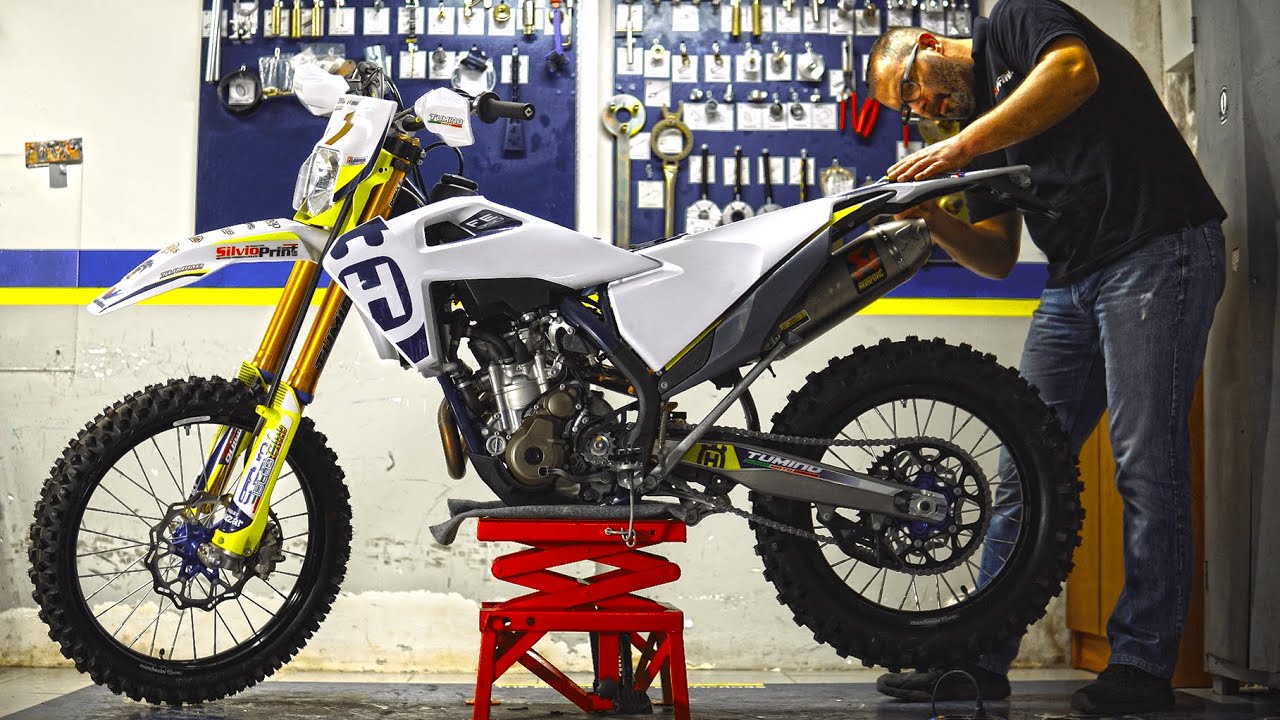 Husqvarna FE 350 2020 - Build a Factory Bike