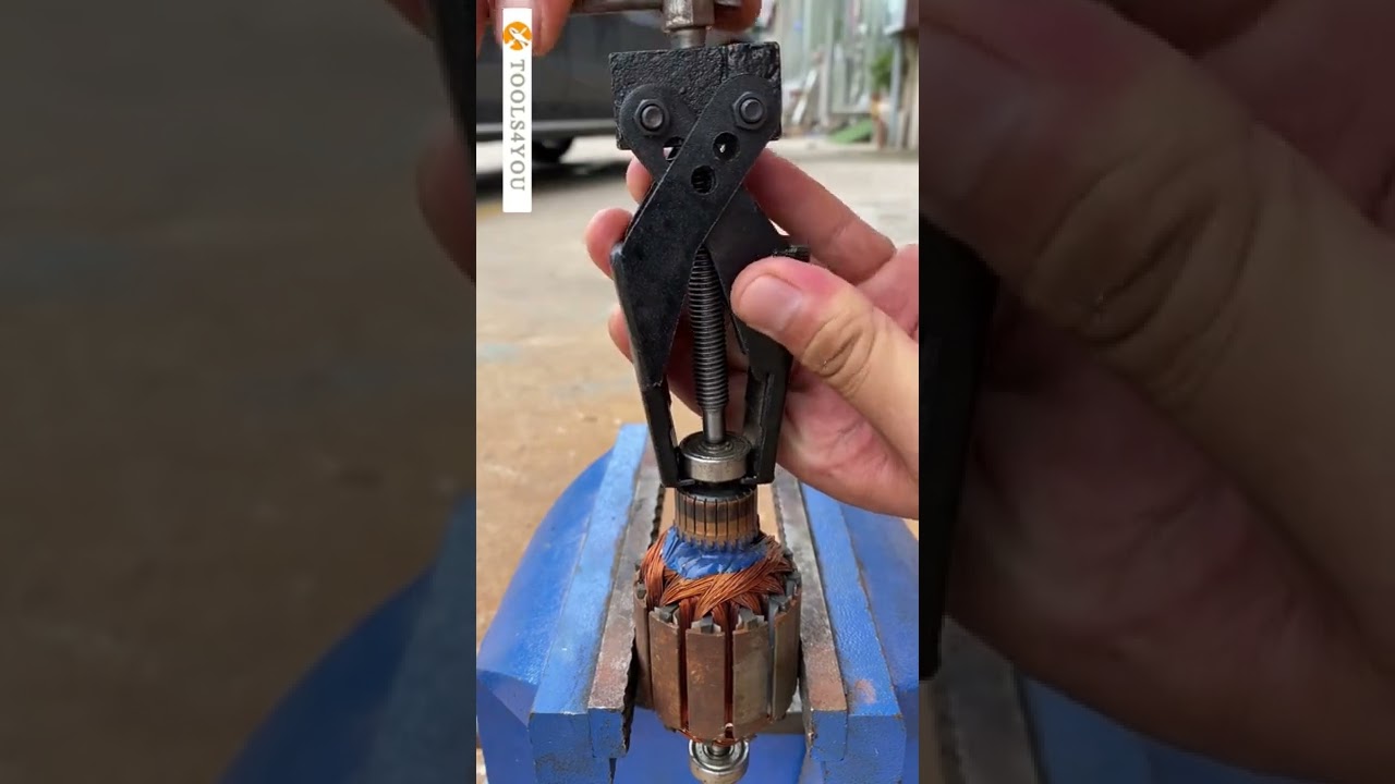 Small bearing removal