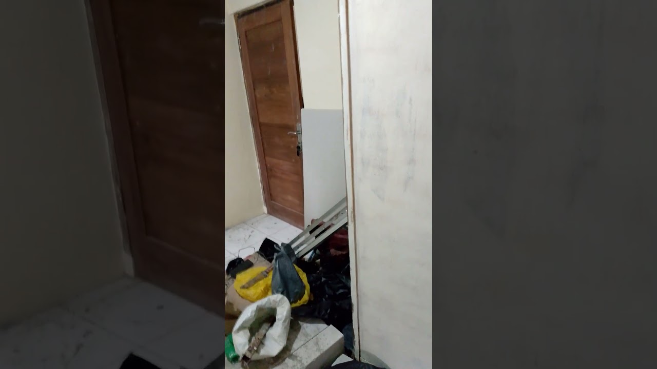 biar lgh hujan kerja tetap lanjut.