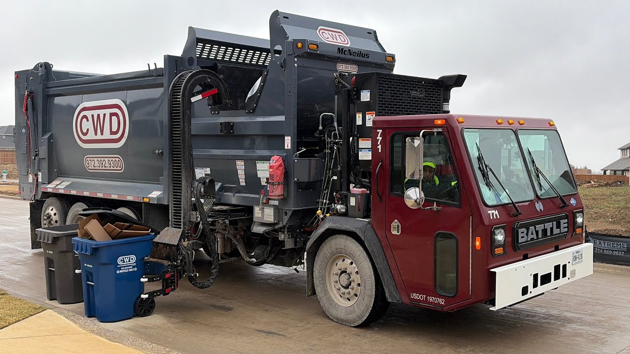 CWD: Brand New Battle Motors NGen McNeilus ZR Garbage Truck! 