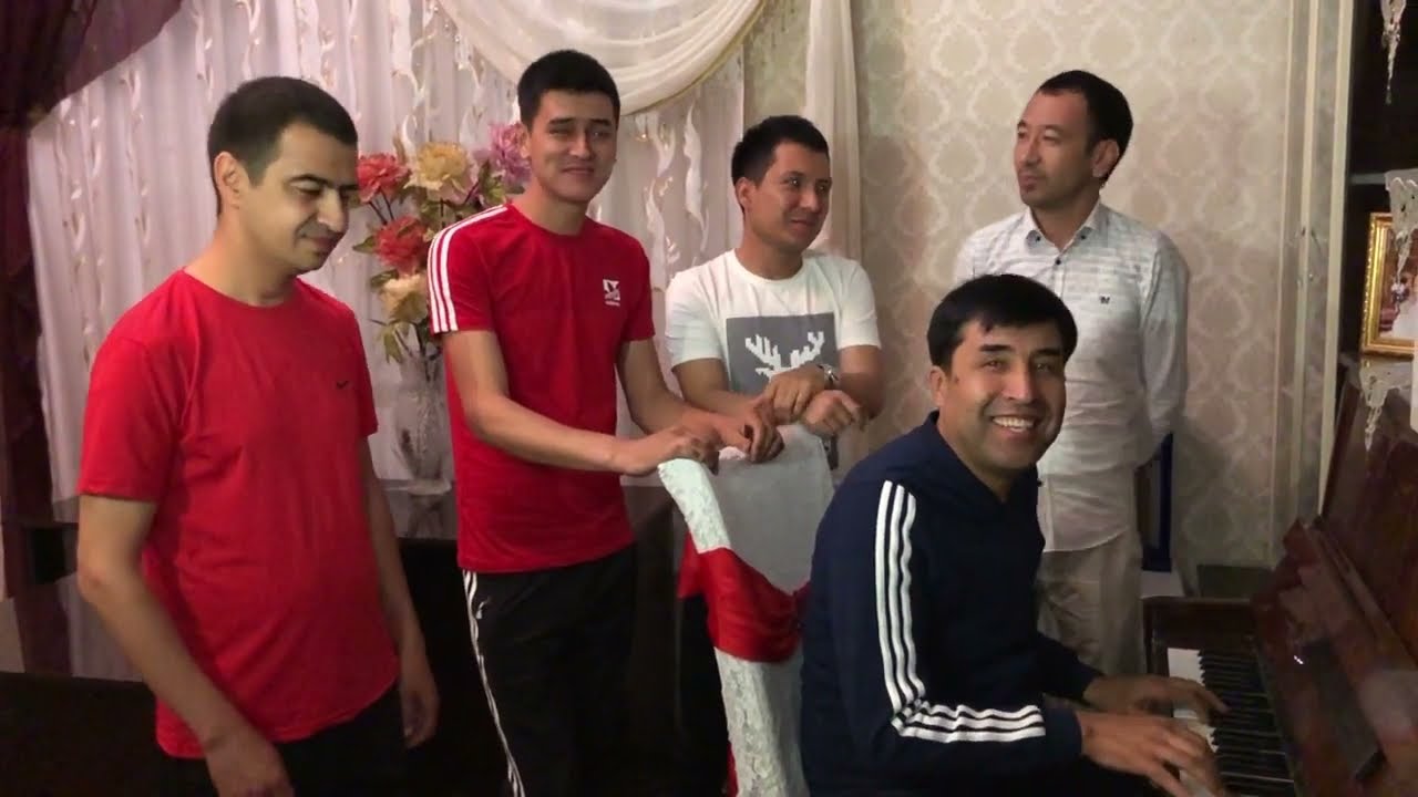 Mister Qaxa, Qilichbek Madaliyev, Nodirbek Xolboyev Izzatbek Qo'qonov - Yahyobek Mo'minov xonadonida