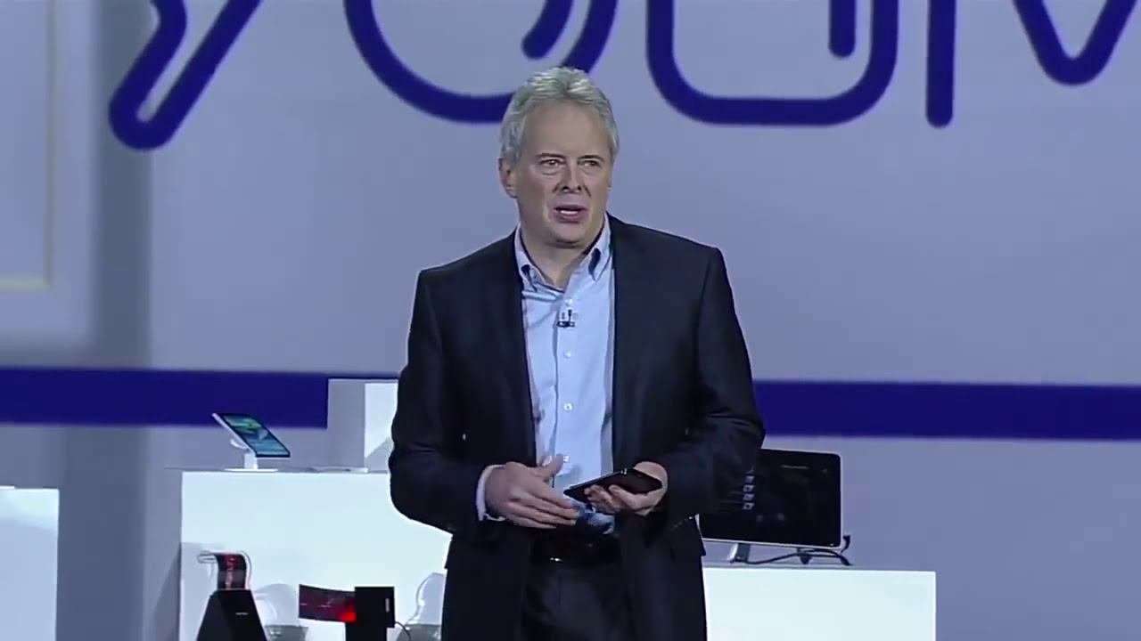 Samsung GALAXY YOUM Flexible Display Proto-type for 2014