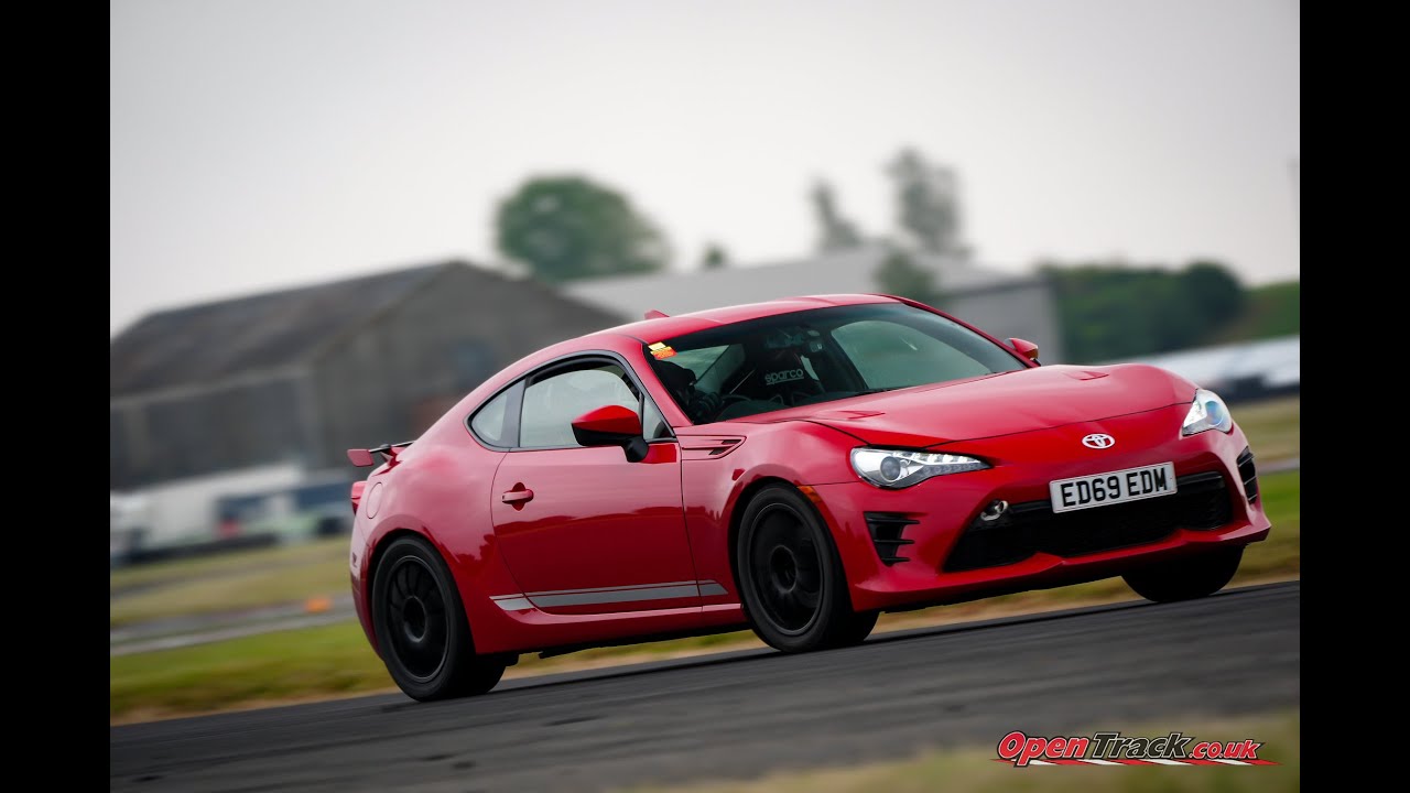 Abingdon Carnival 24. Toyota GT86