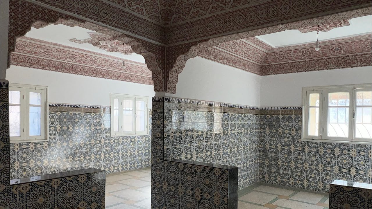 سكنى زوينة على الشارع في حي المقاسم شوكة المساحة 110 الثمن 34 مليون ☎️0607150424