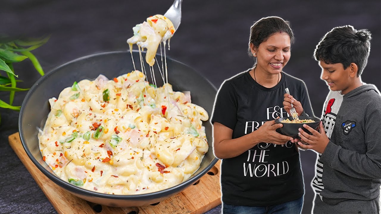 White Sauce Pasta Recipe | चीज़ी वाइट सॉस पास्ता कैसे बनाये | Best White Sauce Pasta | KabitasKitchen