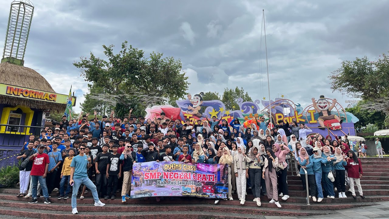 outing class SMP N 6 PATI GOES TO BATU