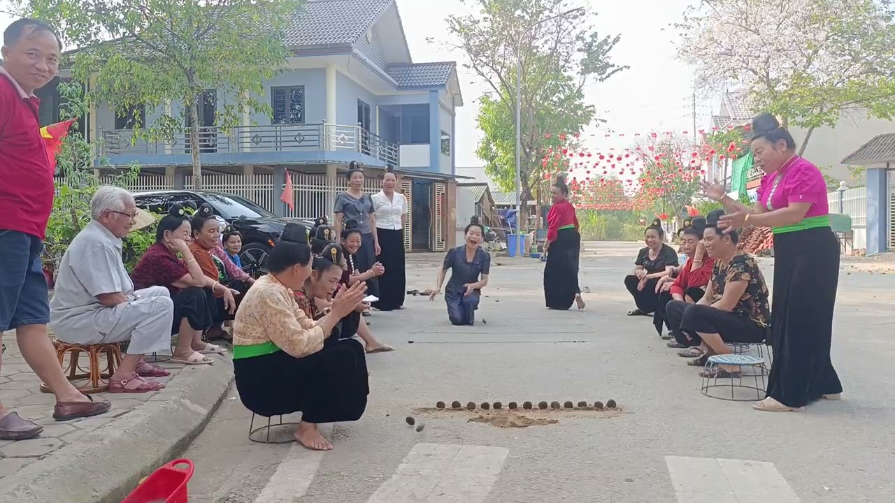 Lương song _ căp ưởi nọng côn nhính bản phiềng bua ỉn tó má lẹ muôn hênh _tập 01