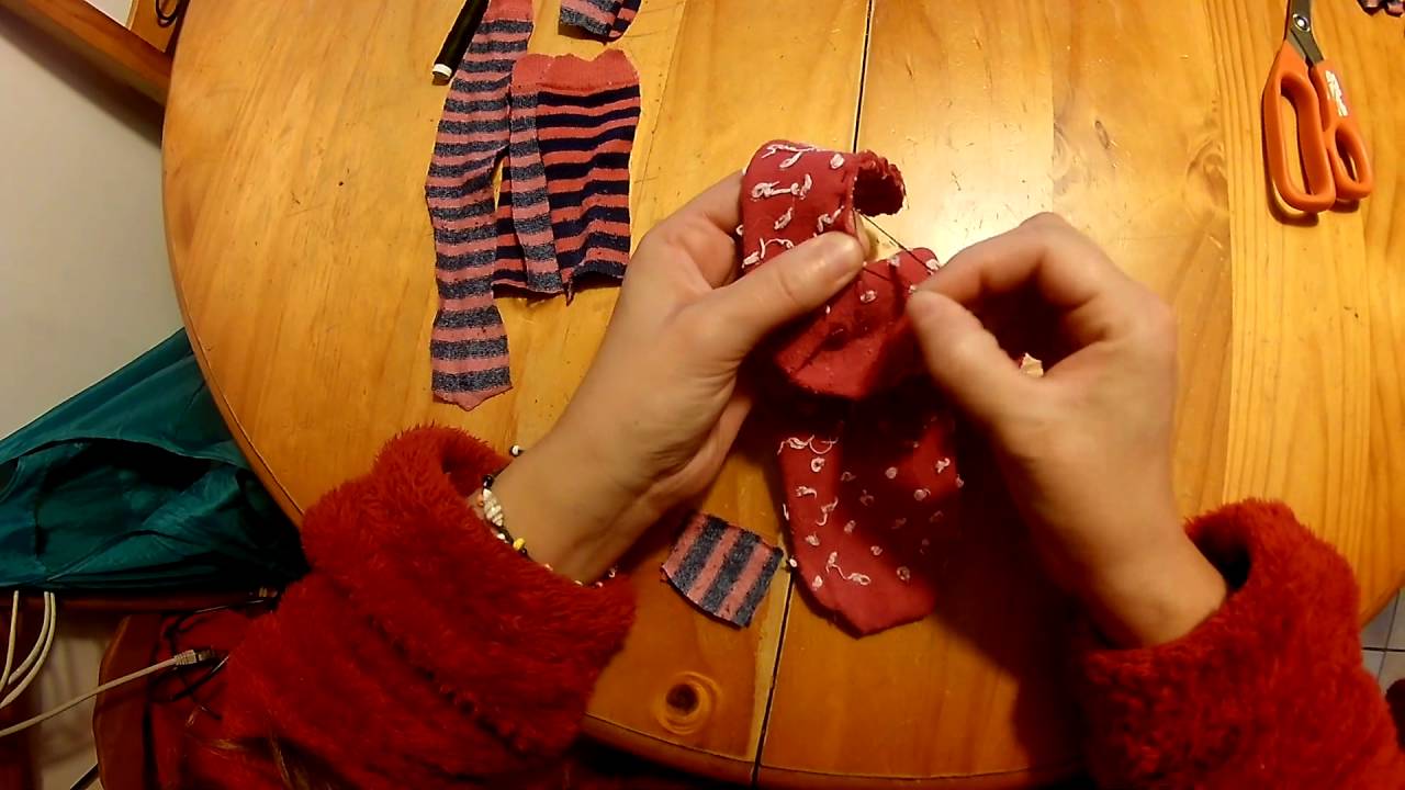 Tuto doudou chaussettes singe: sock monkey