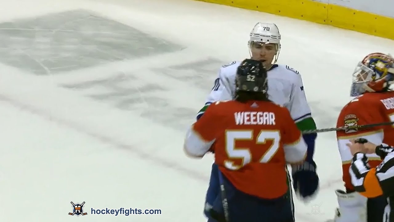 Tanner Pearson vs MacKenzie Weegar Jan 11, 2022
