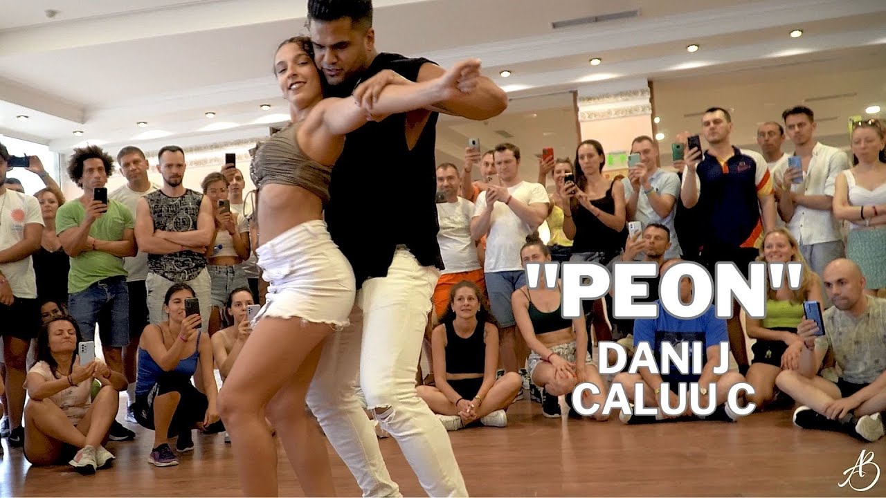 PEON - DANI J & CALUU C / ANTONI Y BELEN / Bachata Fusion in Bulgary