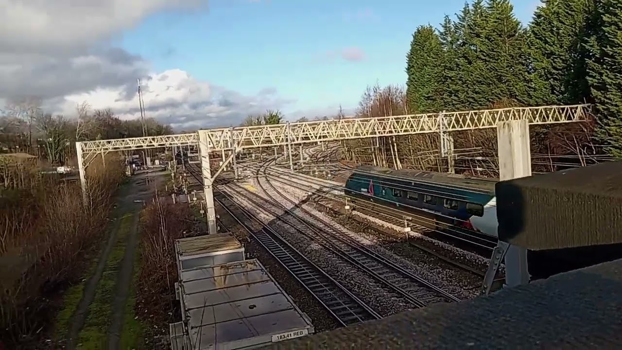 Trainspotting at Heaton Norris | Western Pathfinder Finale Rail Tour & Avanti West Coast Pendolinos 