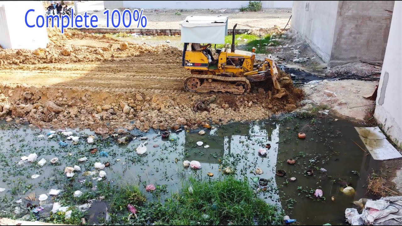 Amazingly this new project is 100% successful today with Bulldozer komat'su D20p