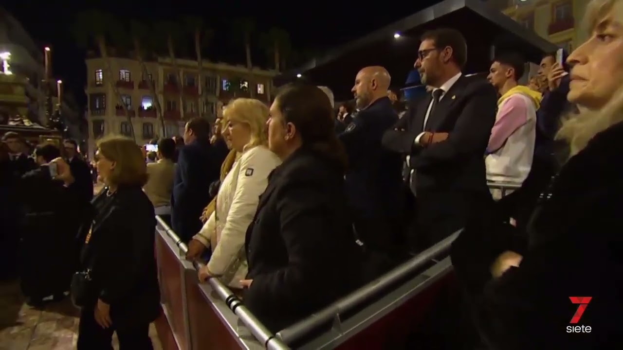 Santo Sepulcro en Recorrido Oficial. Semana Santa Málaga 2025.