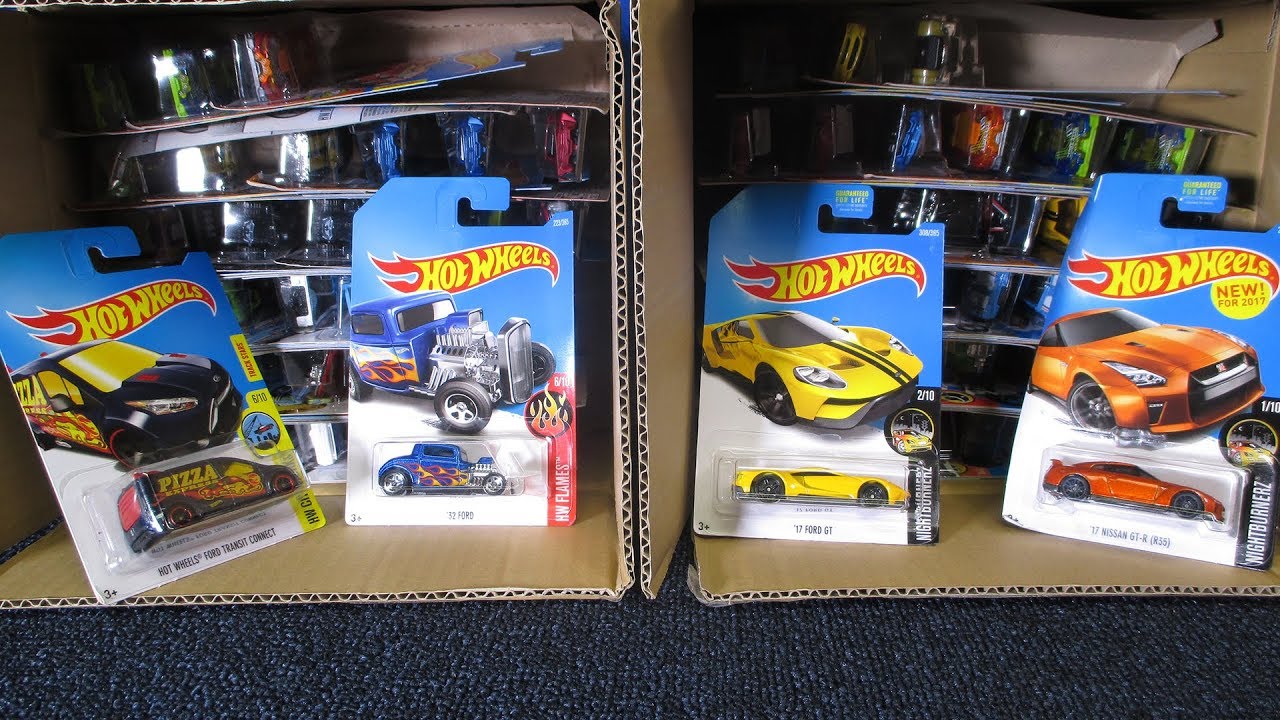 2017 N USA Hot Wheels Factory Sealed Case compared to WW NNH