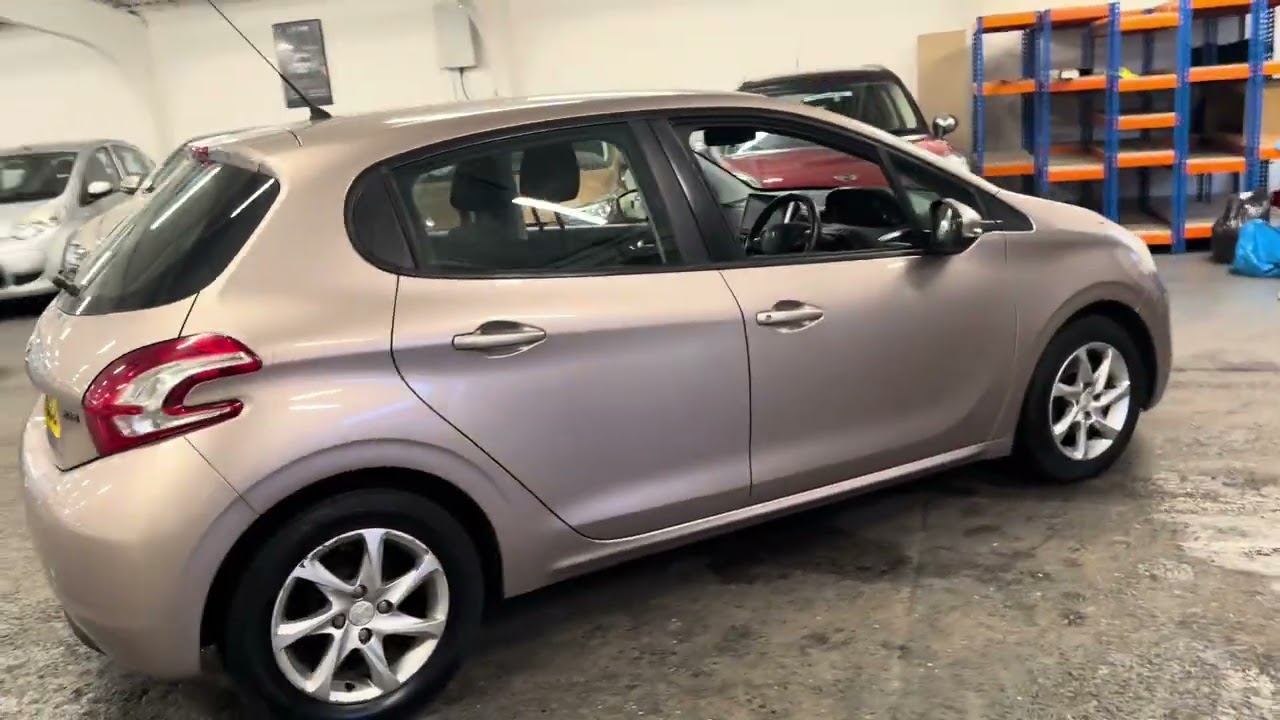 @EssexSelectCarsLtd Peugeot 208