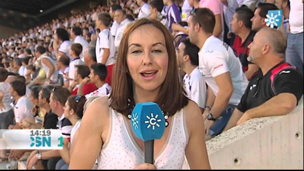 GRAN AMBIENTE EN EL PARTIDO DEL ASCENSO DEL JAÉN