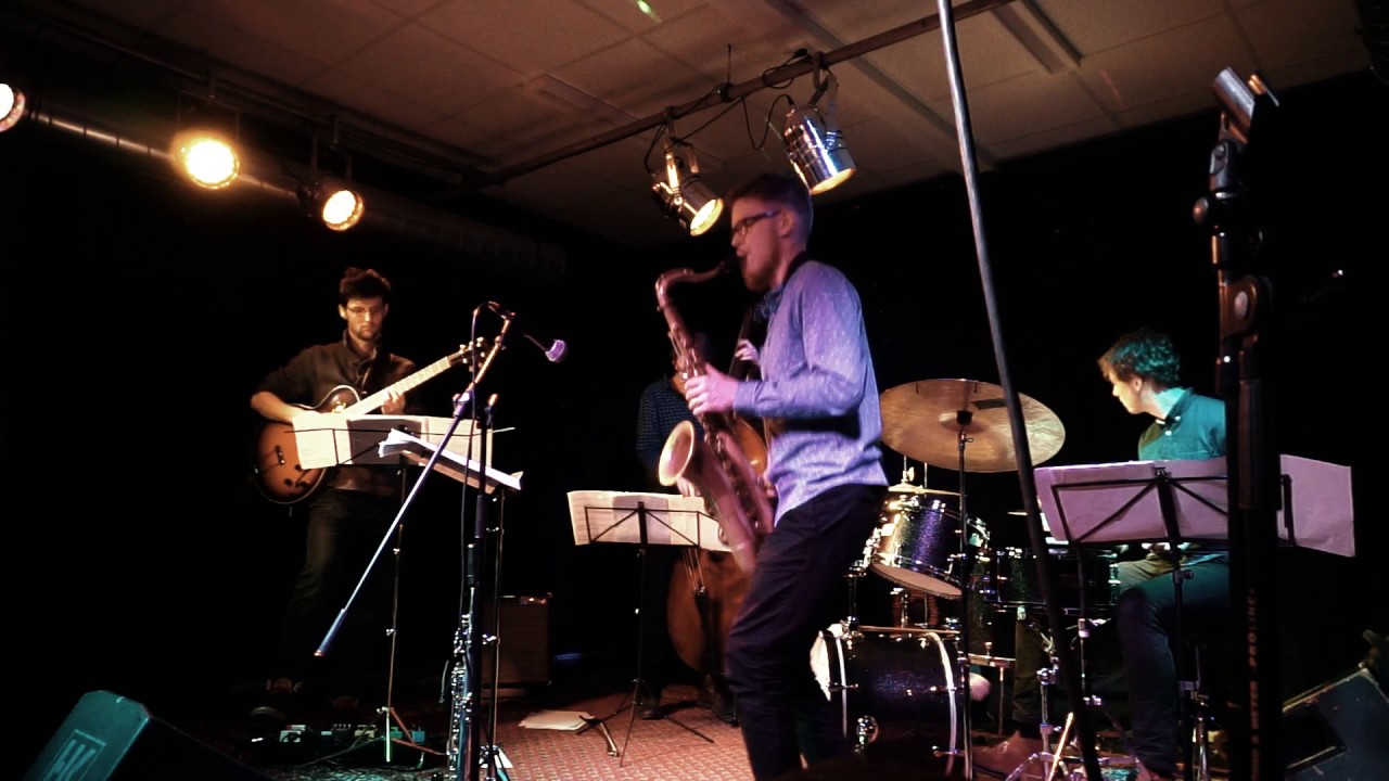 Dreaming of Nippes | STEFAN KARL SCHMID & PHILIPP BRÄMSWIG Quartet