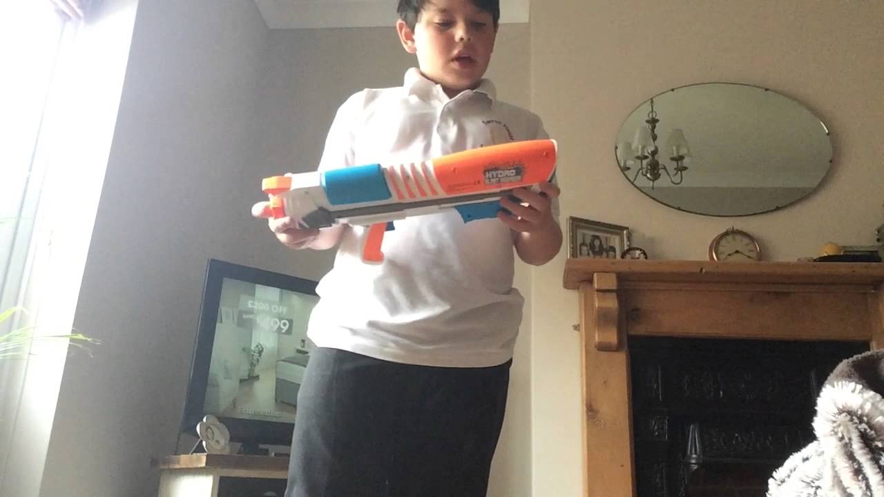 Water Gun Review (Hydro Blast Assassin)