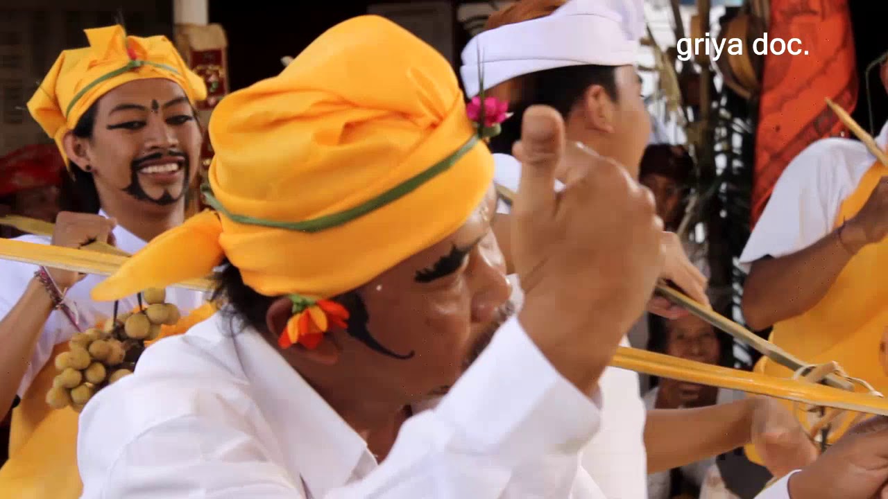 Nyenukin kuning | mejauman | ngenteg linggih