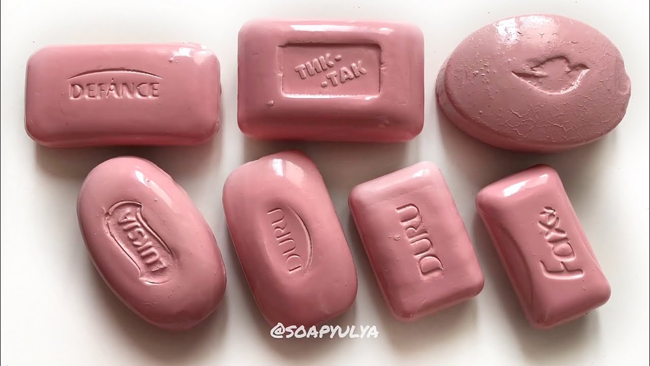 Cutting colored soap in pink, cutting dry soap, cutting duru