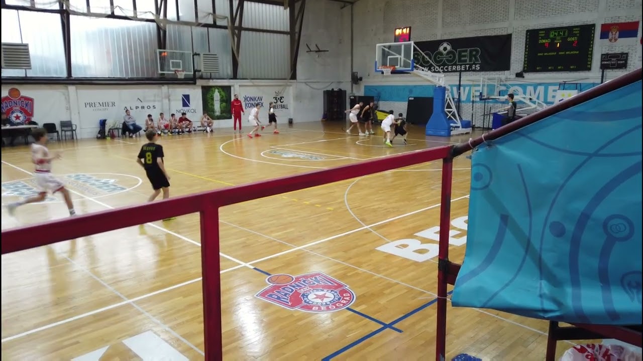BKK RADNICKI 90 - KK BEOVUK III 50